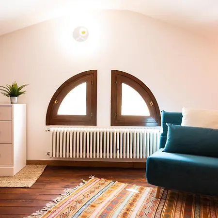 Apartamento Dolce Collina, Sunset Terrace & Vineyard Views Dozza