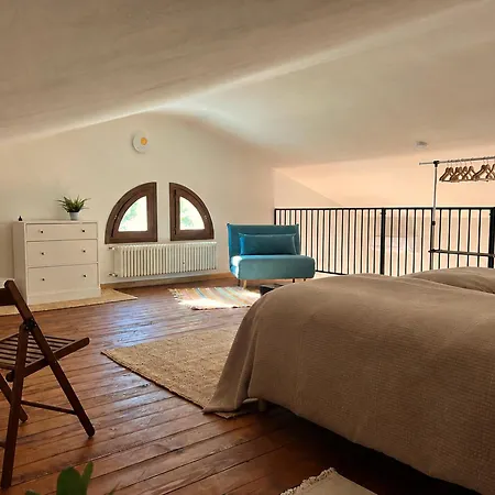 Apartamento Dolce Collina, Sunset Terrace & Vineyard Views