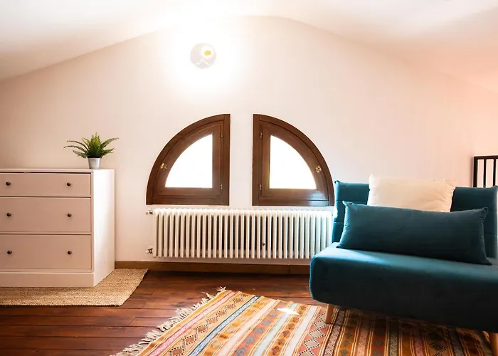 Apartman Getaway With Vineyard Views, Fast Wifi, Free Parking Dozza