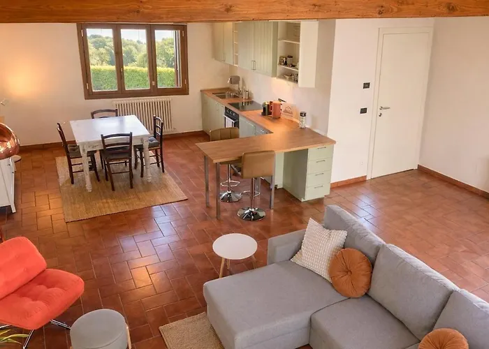 Apartman Getaway With Vineyard Views, Fast Wifi, Free Parking Dozza