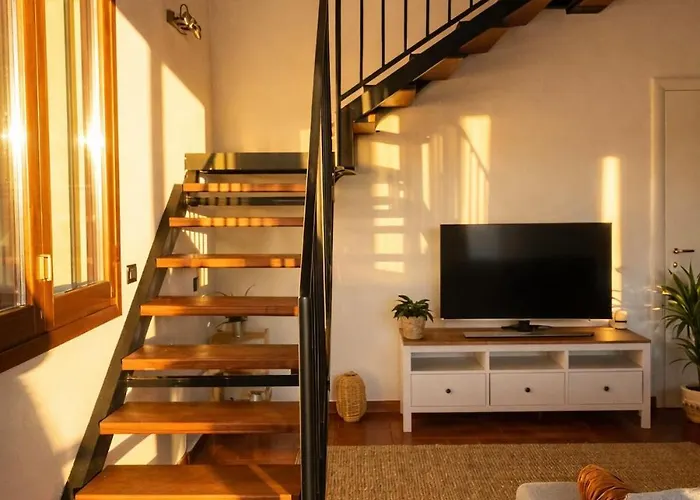 Getaway With Vineyard Views, Fast Wifi, Free Parking Апартаменты