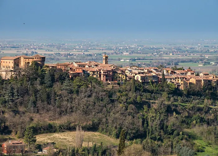 Getaway With Vineyard Views, Fast Wifi, Free Parking *